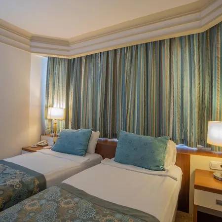 Villa Side Hotel