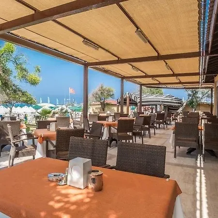 Villa Side Hotel Hotel 4*